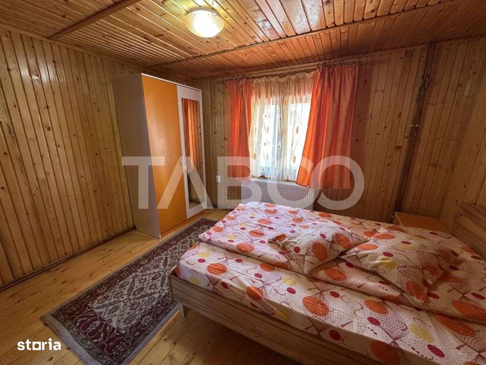 Cabana spatioasa la 5 km de Partia Sureanu complet utilata-4