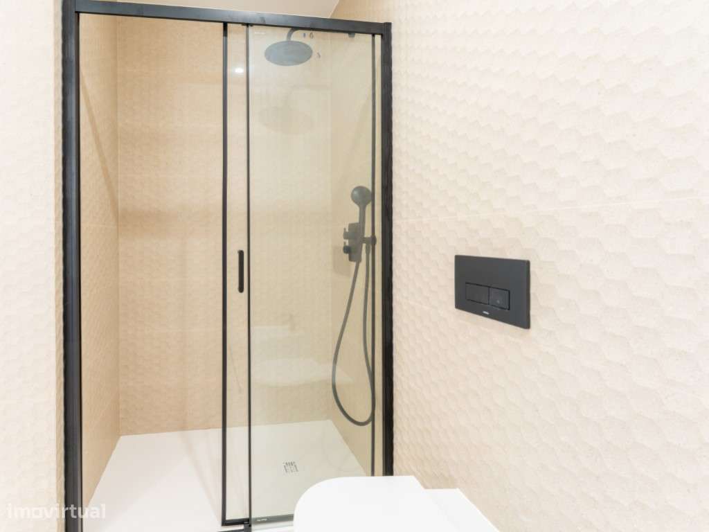 Apartamento T2 na Nazaré - Vista Mar com piscina e garagem-34