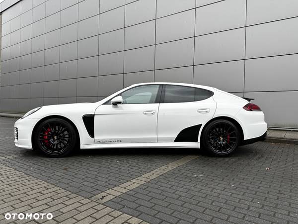 Porsche Panamera GTS - 10