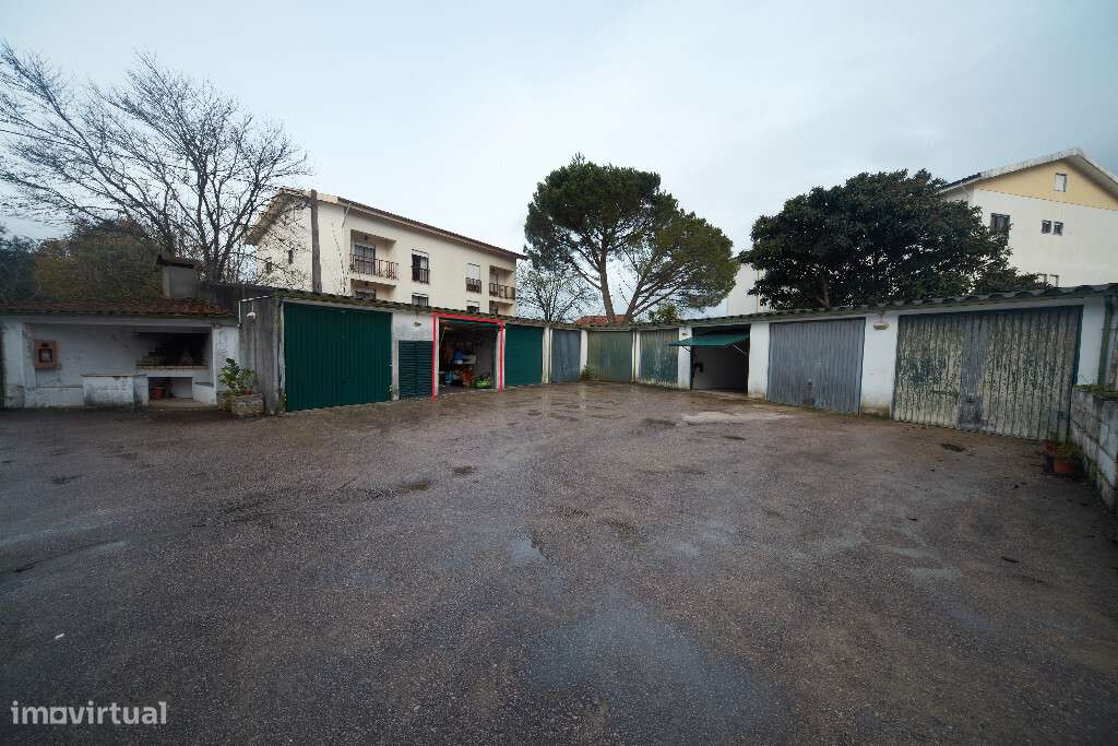 Apartamento T3 com, garagem em zona da Lousã-14