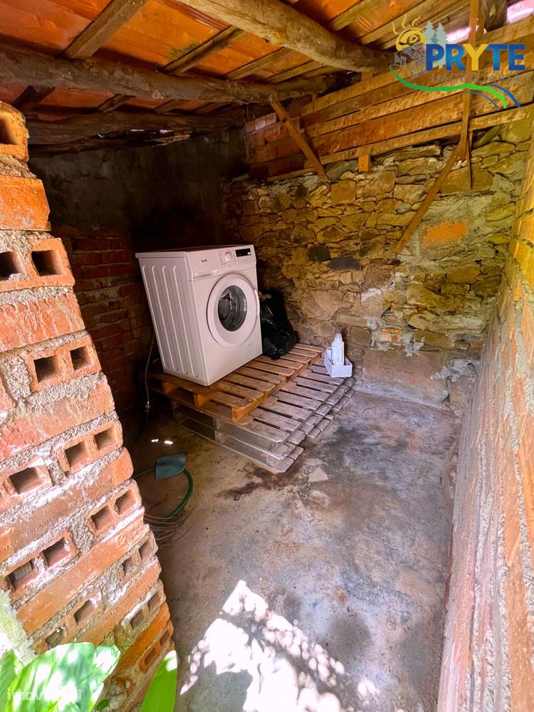 Quinta com 2 hectares de área total-sinónimo de privacidade e sossego-17