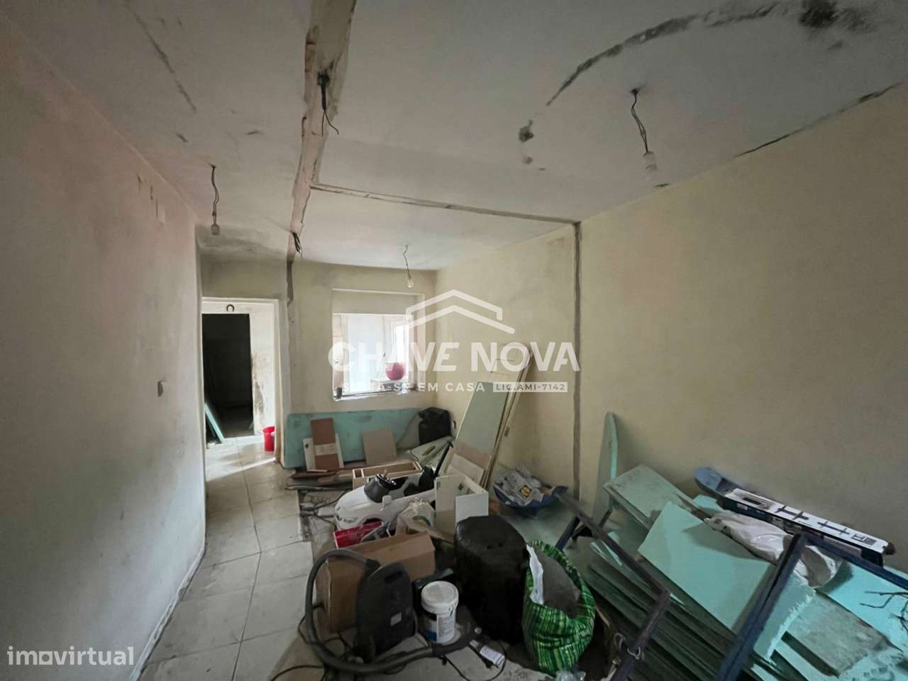 Prédio para Reabilitação em Cedofeita, Porto - Grande imagem: 3/19