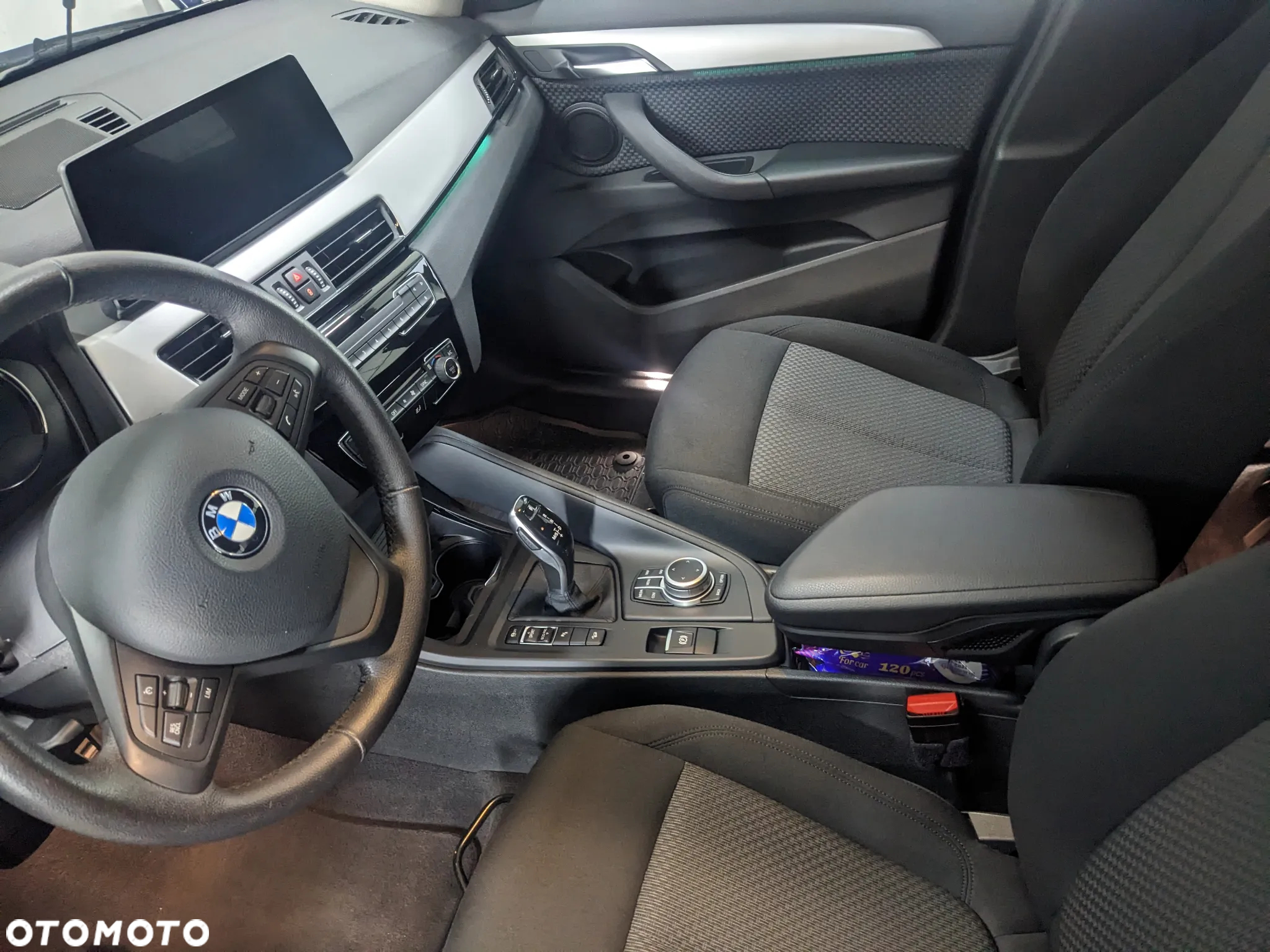 BMW X1 xDrive18d Business Edition - 7