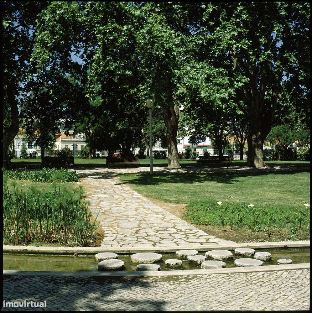 Venda de terreno com PIP aprovado - Grande imagem: 4/6