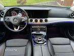 Mercedes-Benz Klasa E 220 d 4Matic T 9G-TRONIC - 24