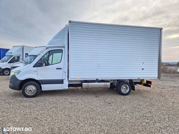 Mercedes-Benz Sprinter - 4