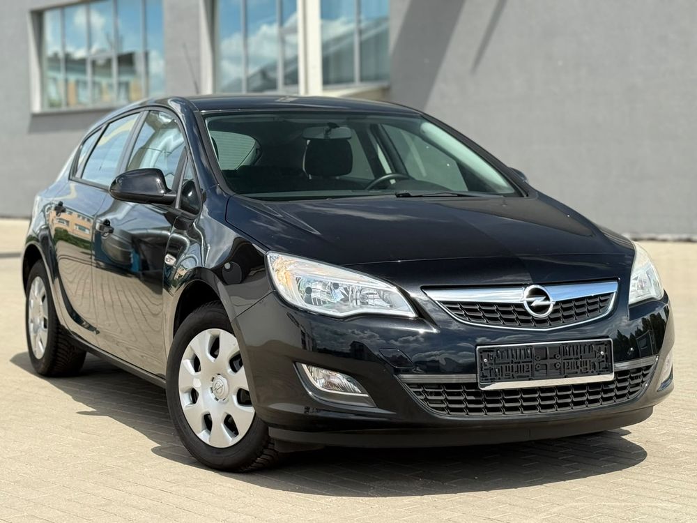 Opel Astra J (2009-2019) 1.4 150 Jahre 2010