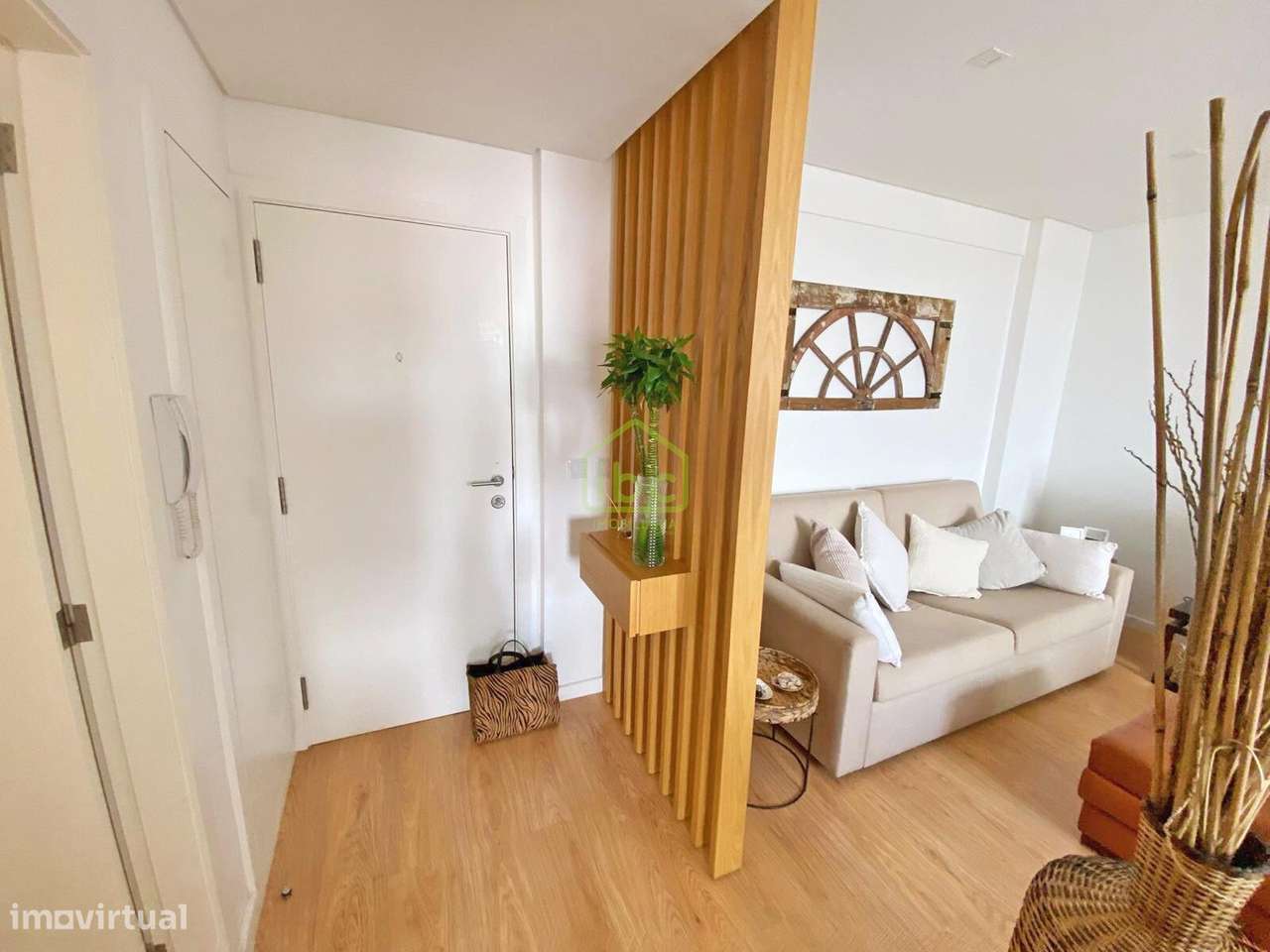 Apartamento T1 remodelado com lugar de garagem em Vila do Conde - Grande imagem: 2/23