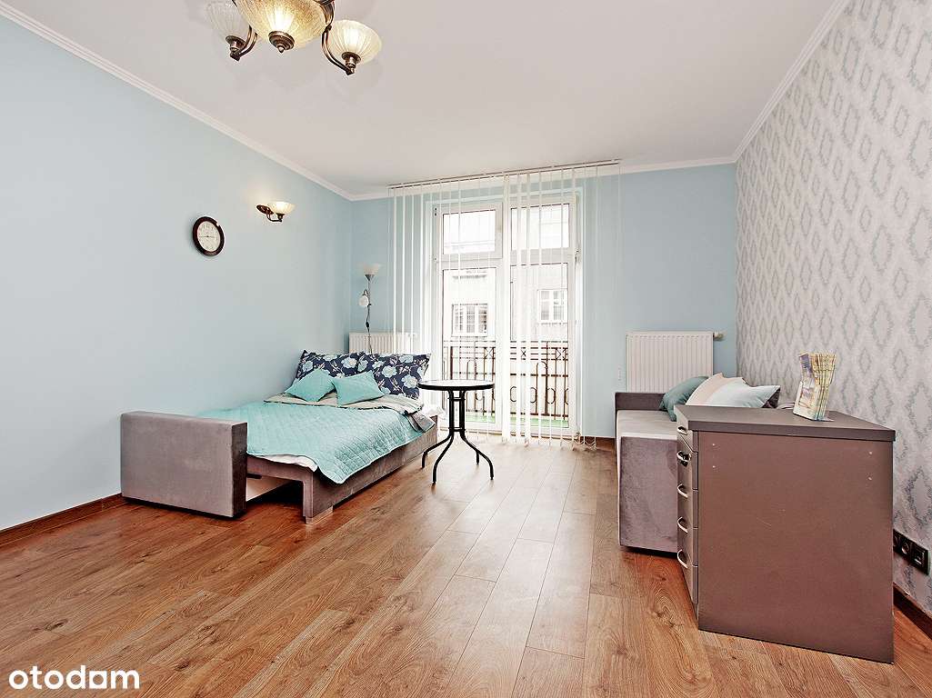 Gdynia Centrum/ 3 przestronne pokoje/ 2 balkony-2