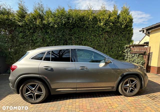 Mercedes-Benz GLA 200 d 8G-DCT AMG Line - 4