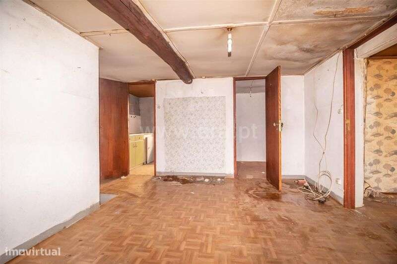 Moradia em Banda T2 / Covilhã, Peso - Grande imagem: 4/20