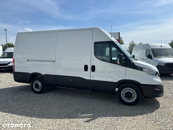 Iveco 2021/Daily 35-140 V/Średni/Hak 3,5T/manual/Klima/Tempomat/ - 4