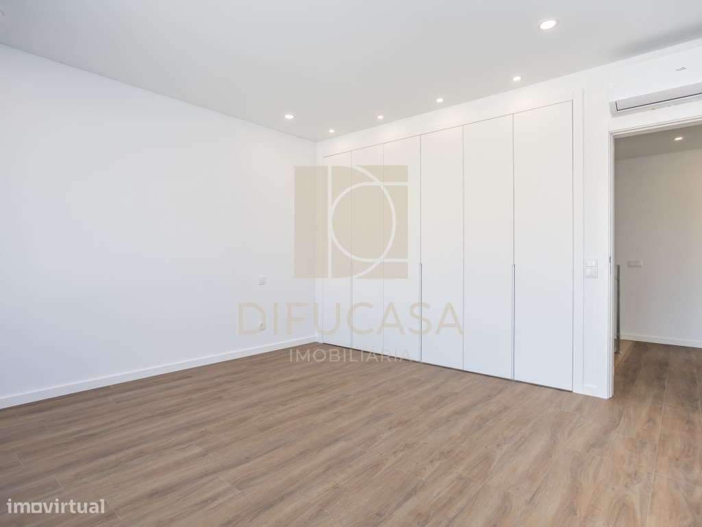 R291 Moradia T3 Duplex com áreas fabulosas-22