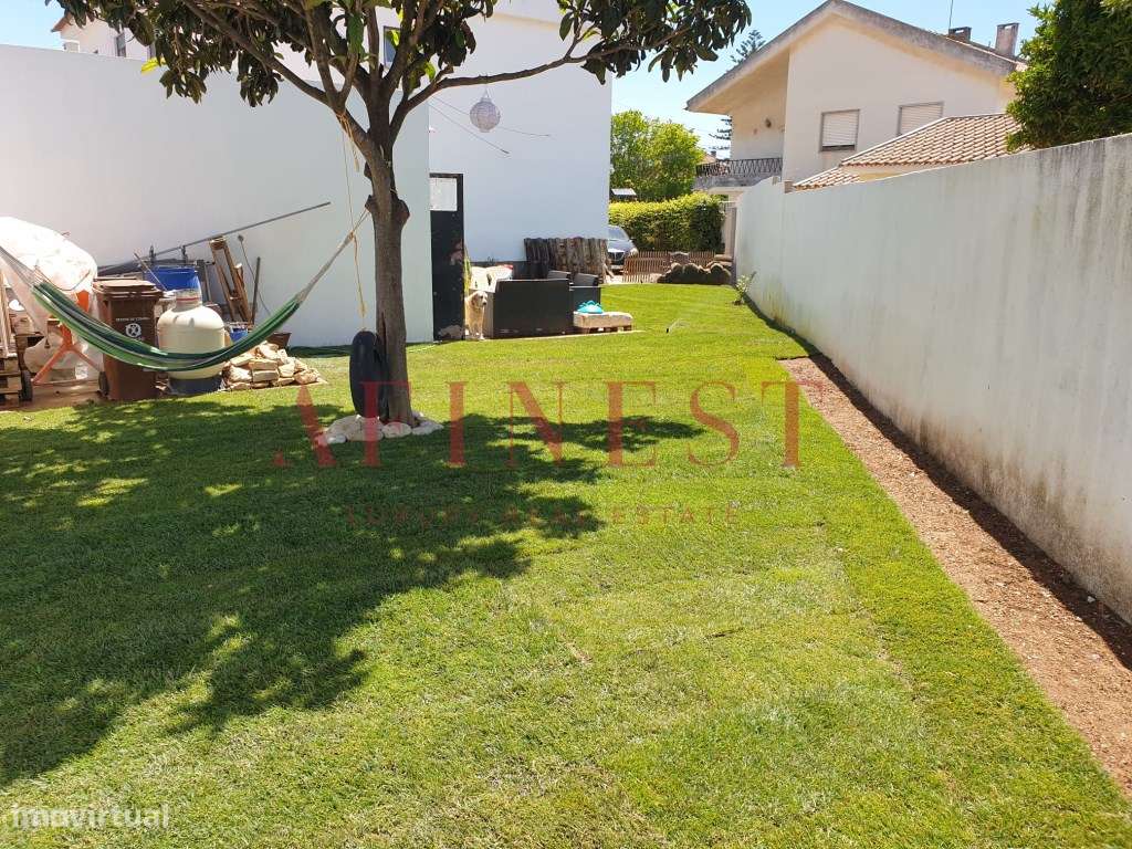 Moradia T4 com Jardim e Garagem no Murtal - Excelente Potencial | S... - Grande imagem: 2/60