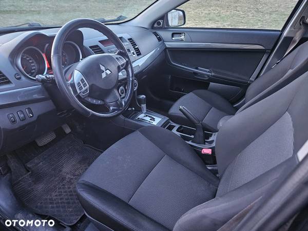 Mitsubishi Lancer 1.8 Intense CVT - 7