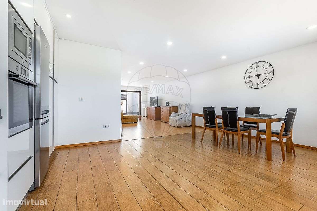 Moradia geminada T3 semi-nova em Vizela! - Grande imagem: 5/27