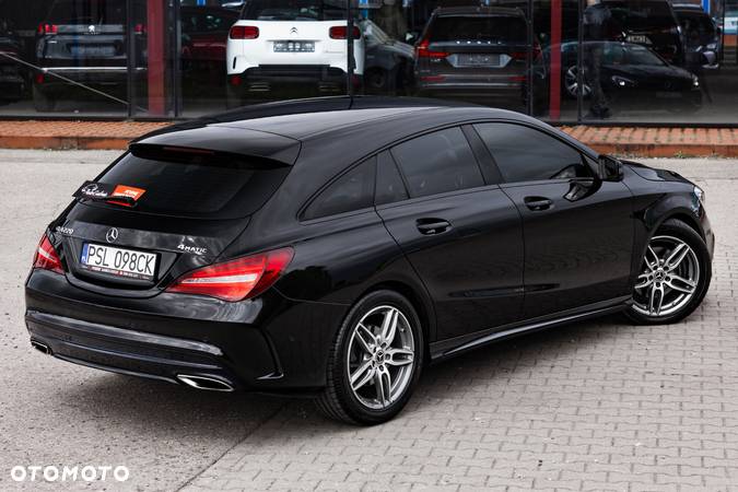 Mercedes-Benz CLA 220 4-Matic AMG Line - 10