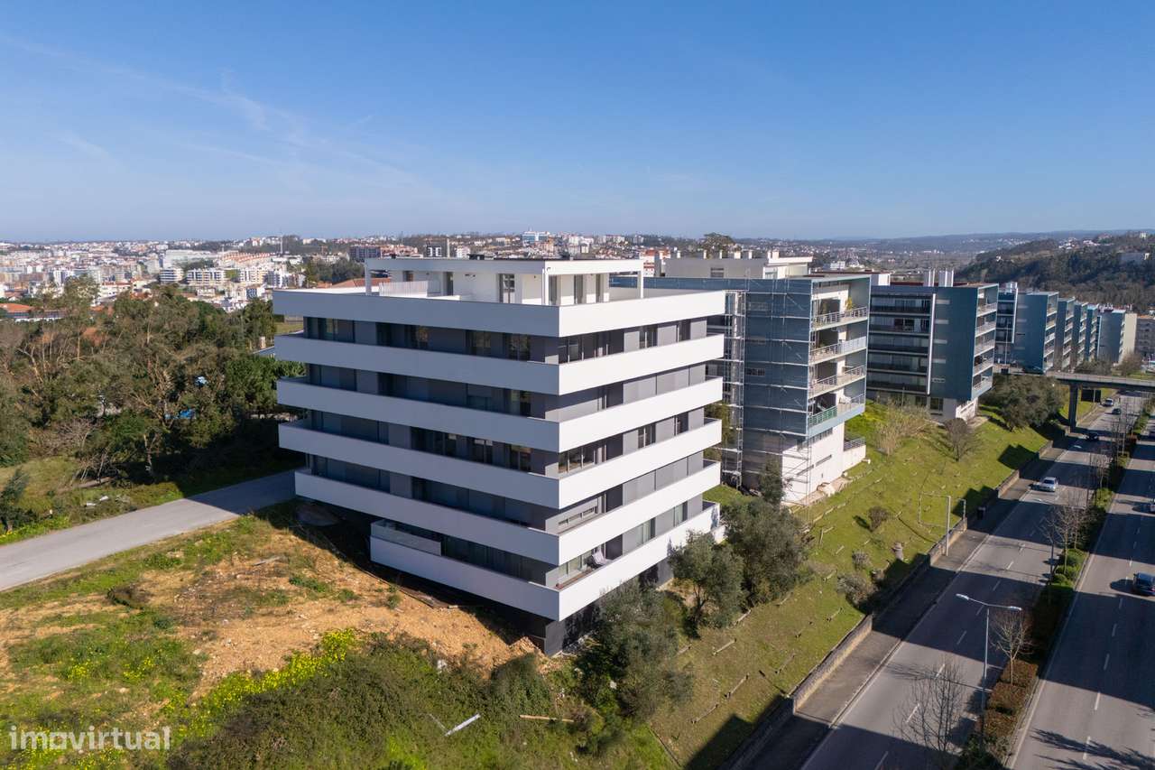 Apartamento T3 Semi-Novo || Quinta do Taborda || Leiria-41