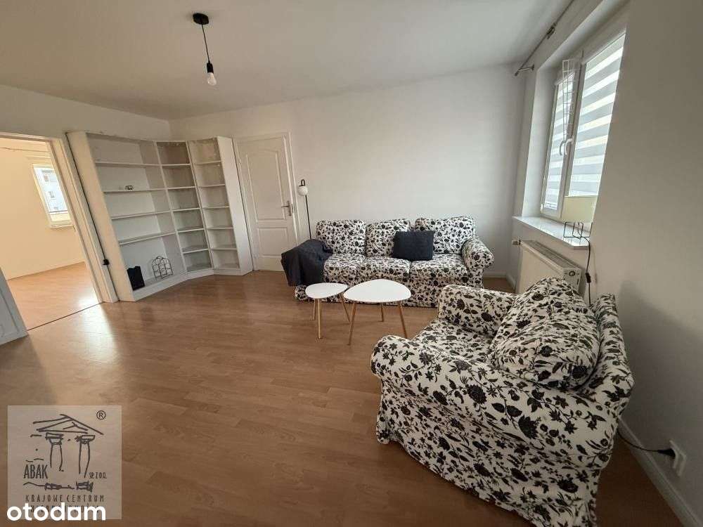 3 pokojowe Literacka , osobna kuchnia duży balkon , piwnica , garaż-8