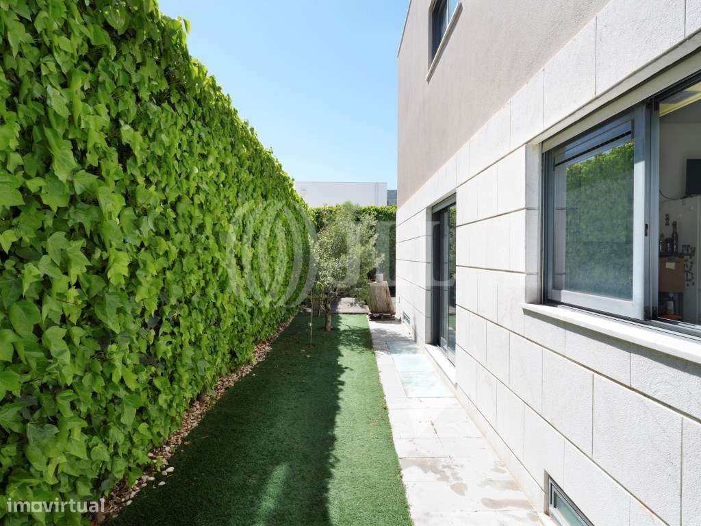 Moradia T4 com piscina, na Aldeia de Juzo, Cascais-2