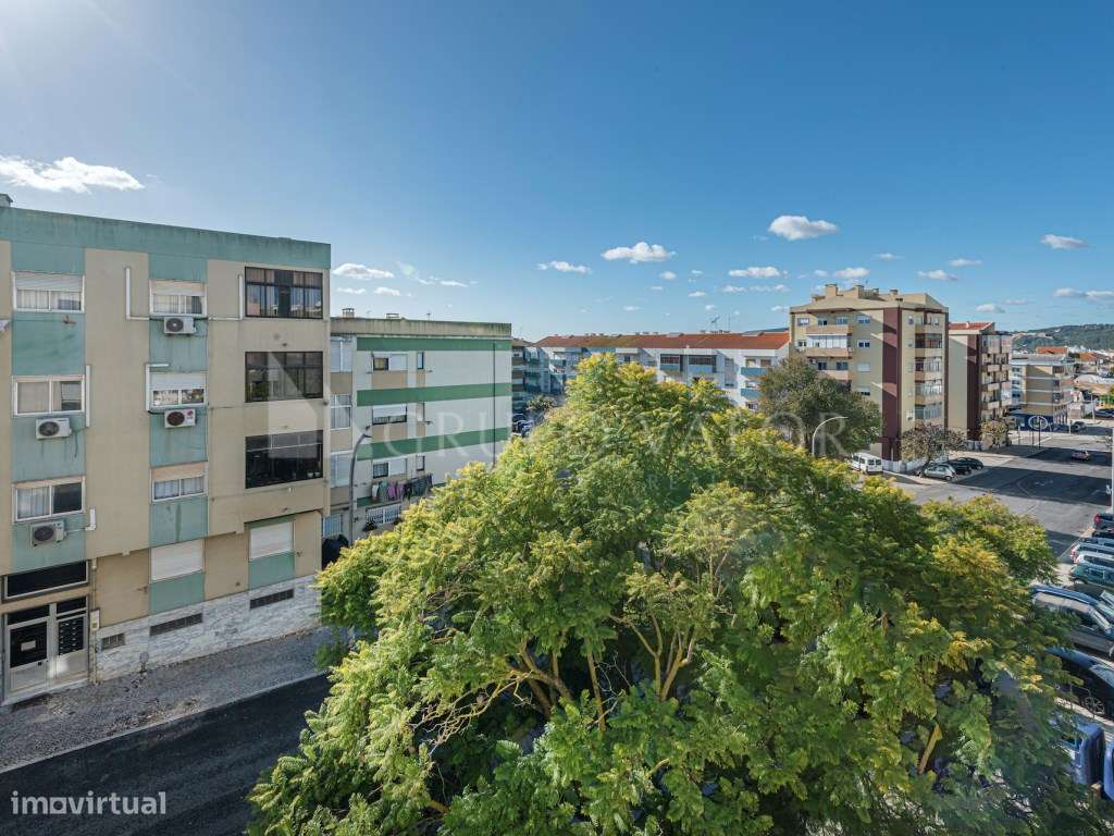 Apartamento T3 Setúbal-24
