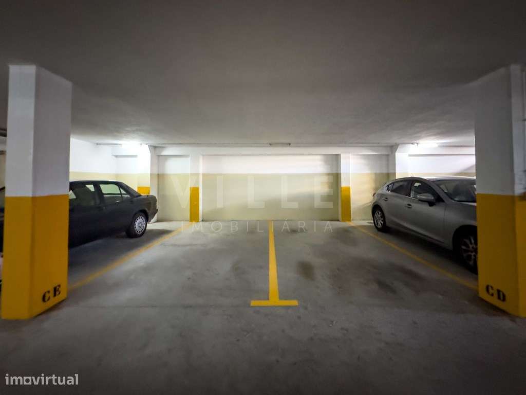 Apartamento T3 remodelado em 2025 | Vista mar parcial | 2 lugares d...-45