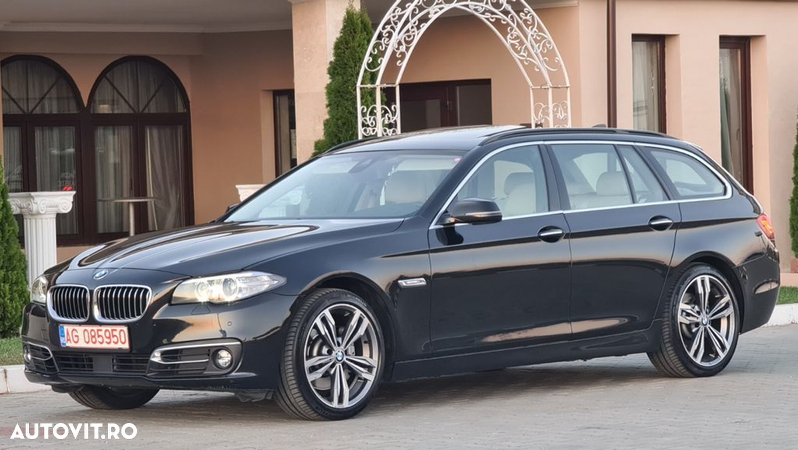 BMW Seria 5 525d Touring Aut. Luxury Line - 31