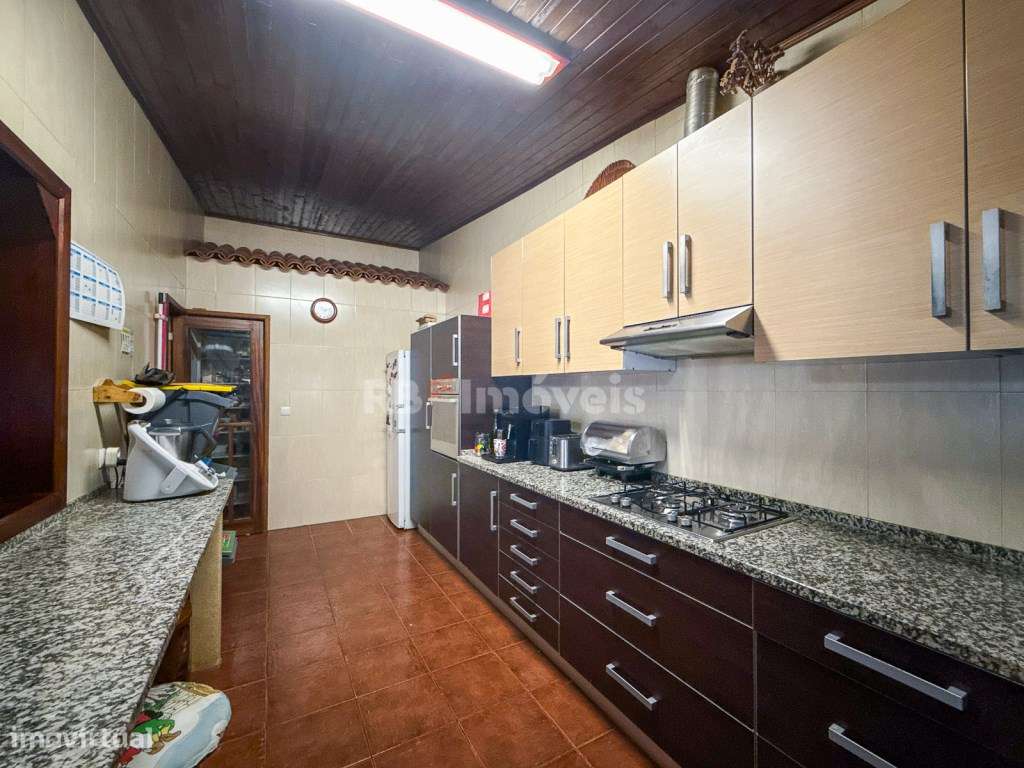 Moradia T3 Térrea c/ Terraço - Vila Nova da Barquinha - Grande imagem: 3/47