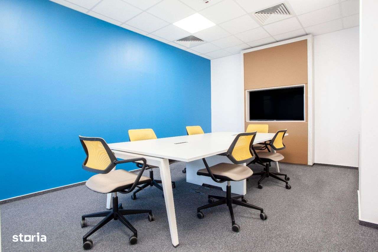 Spațiu de birou privat pentru 2 persoane în Regus Sun Business Centre - Imagine principală: 5/10