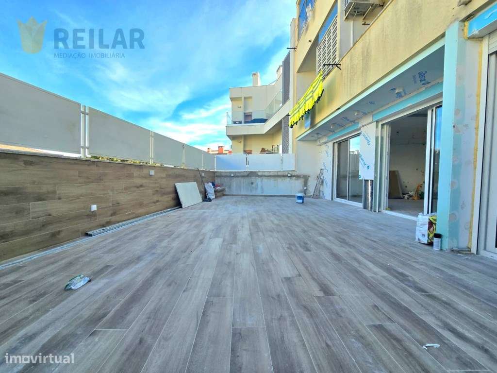 Santa Iria da Azóia - T3 Remodelado-24