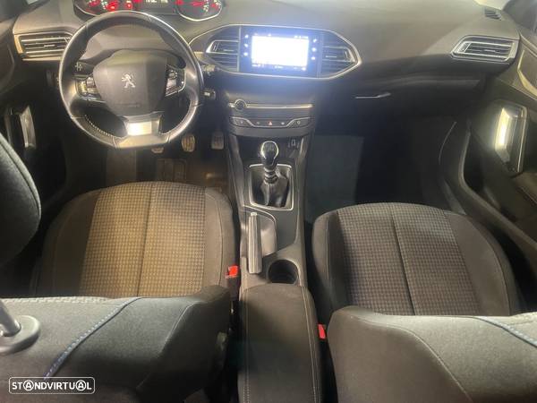 Peugeot 308 SW 1.5 BlueHDi Style - 22