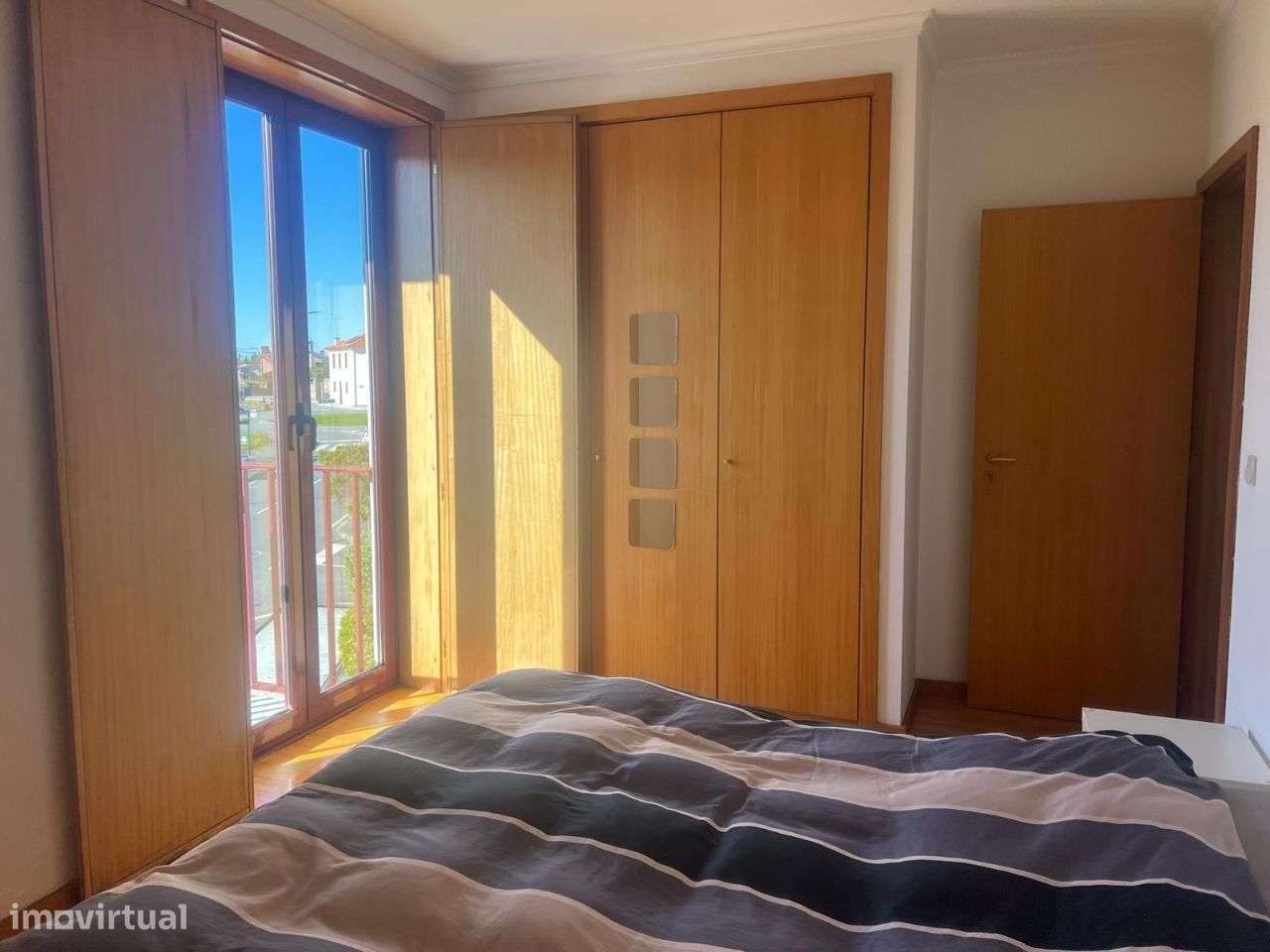 Apartamento T1 como novo, garagem fechada-11