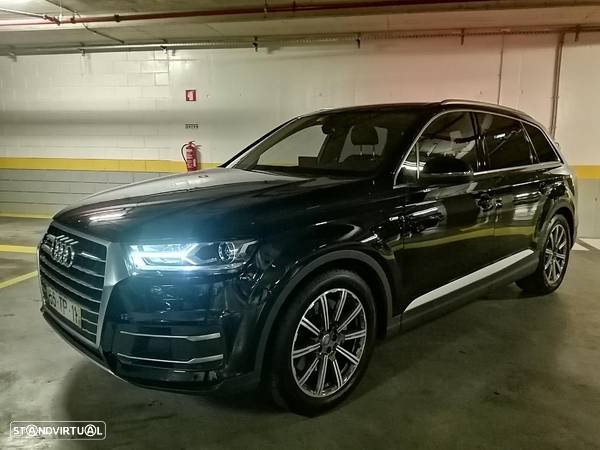 Audi Q7 3.0 TDi quattro S-line Tiptronic 7L - 1