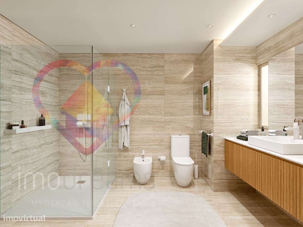 Apartamento T3+ com 3 Frentes em Vialonga - Lisboa-18