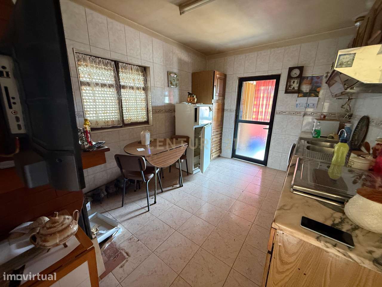Moradia BI-FAMILIAR perto do IPB e do Centro de Bragança, no Bairro da-16