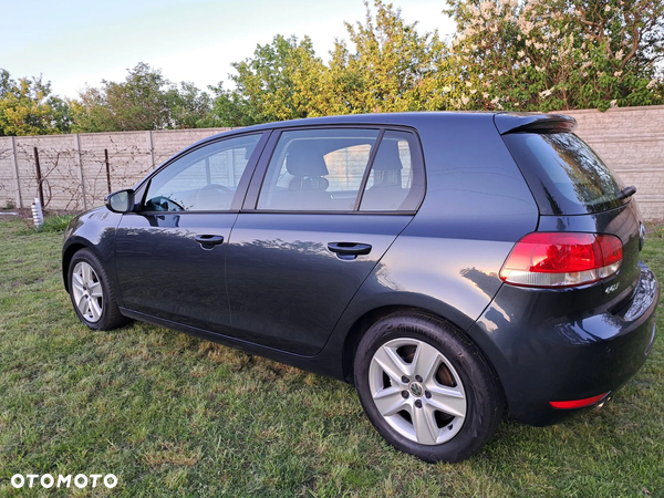 Volkswagen Golf 2.0 TDI DPF Comfortline - 12