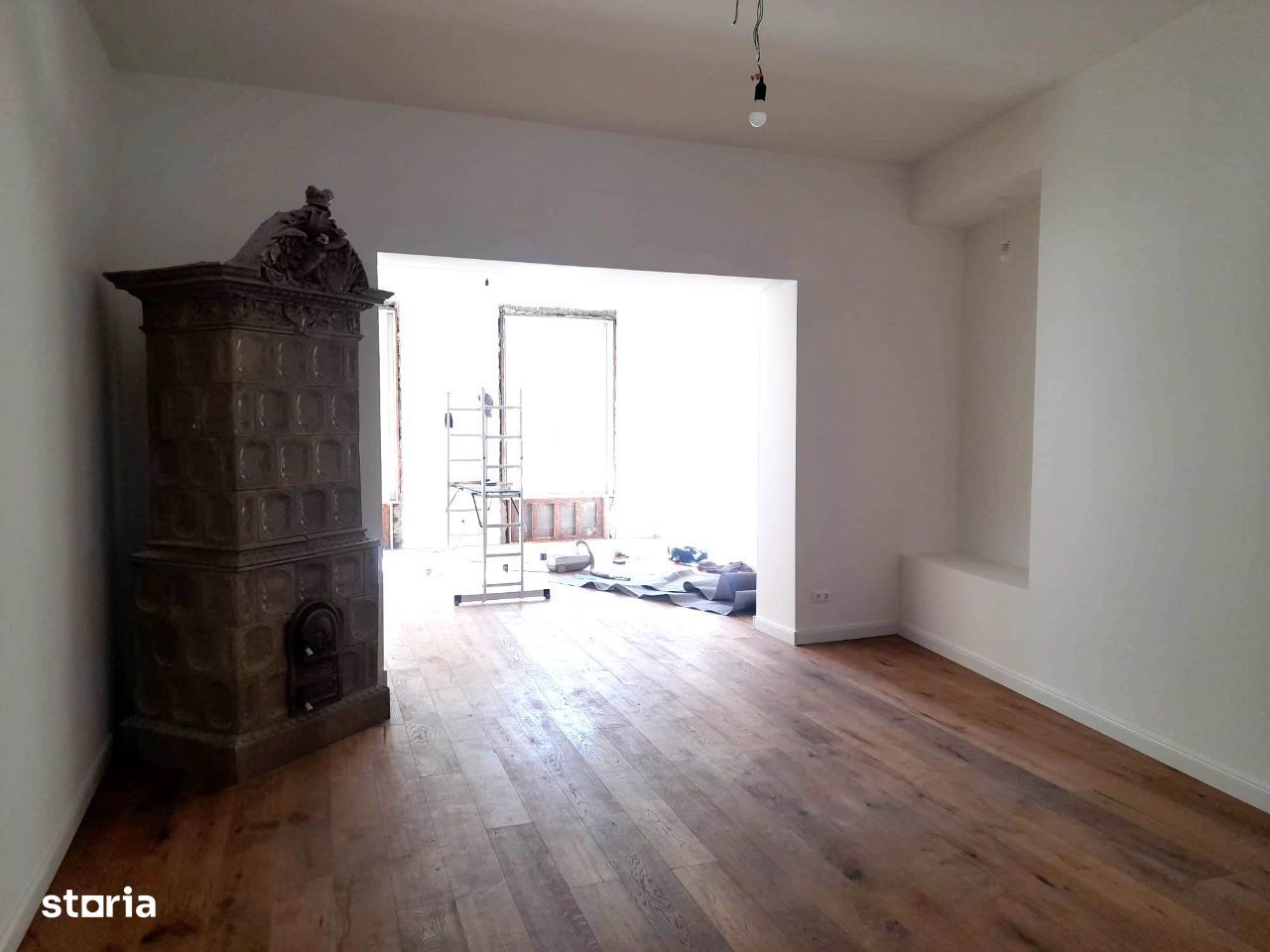 Apartament 3 camere de vanzare in zona Centrala