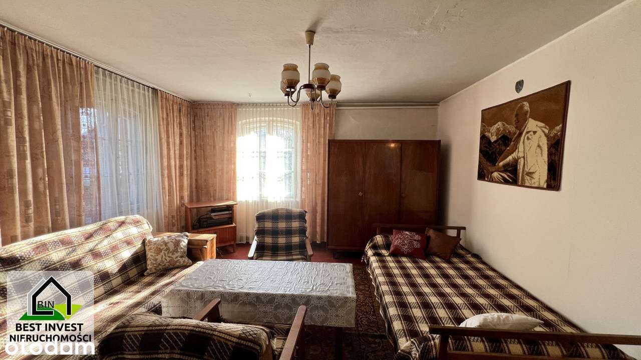 Poniemiecki dom z cegły z wielkimi możliwościami-14