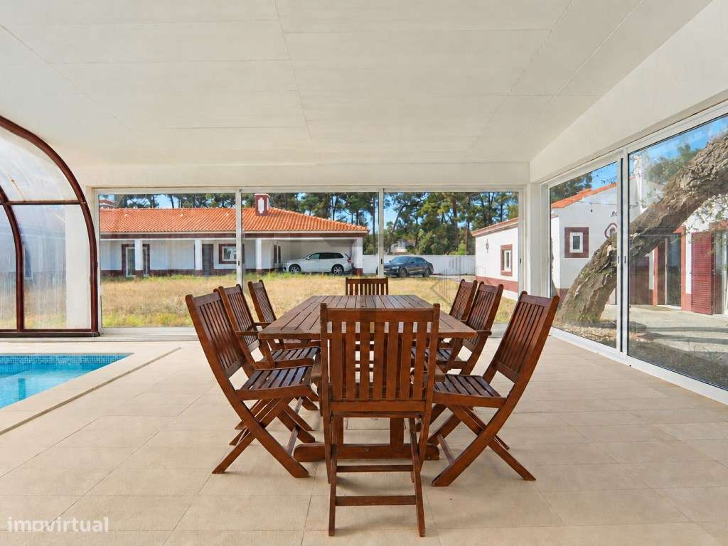 Quinta com 2 Moradias, 2 Campos de Ténis e Piscina, para Venda em P...-12