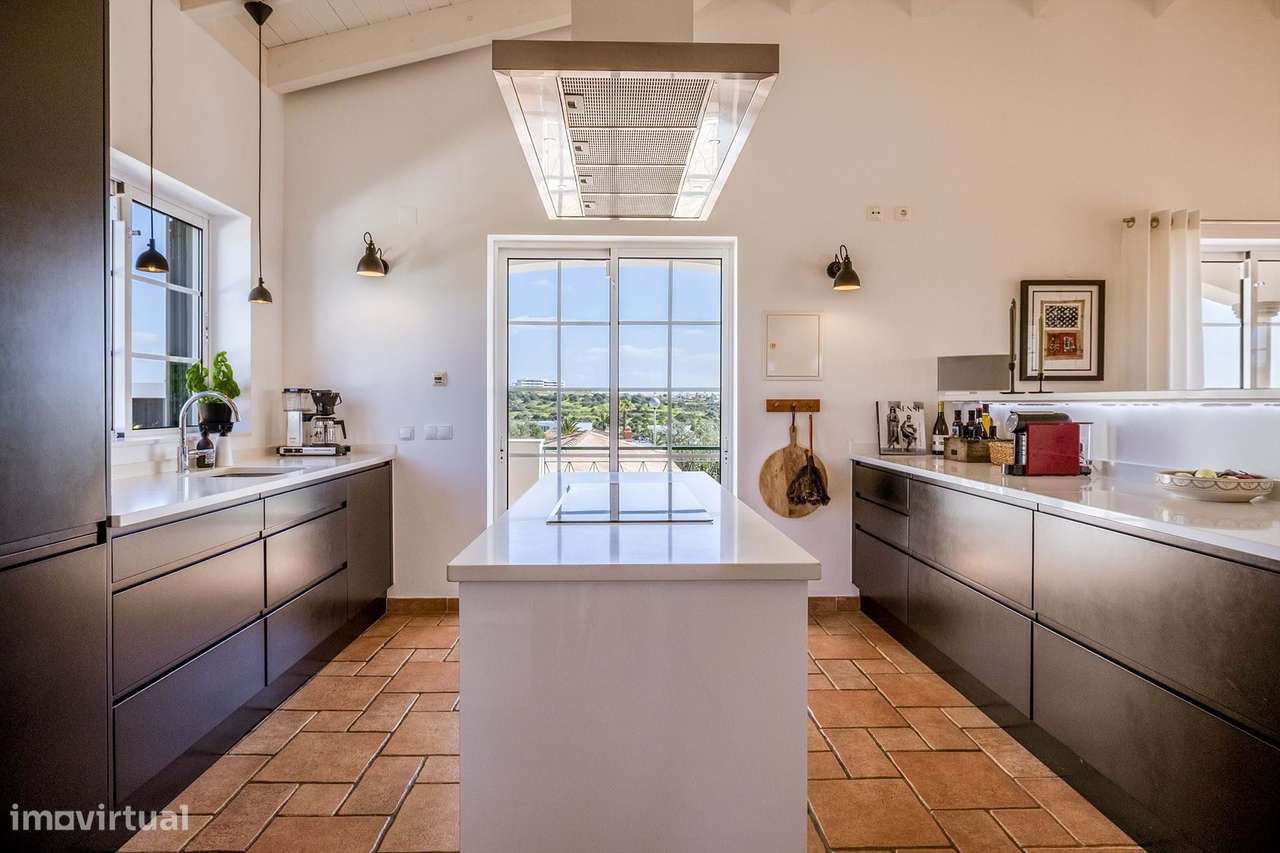 FANTÁSTICA MORADIA T3+1 COM PISCINA AQUECIDA E GARAGEM NO PORTO DE MÓS-8