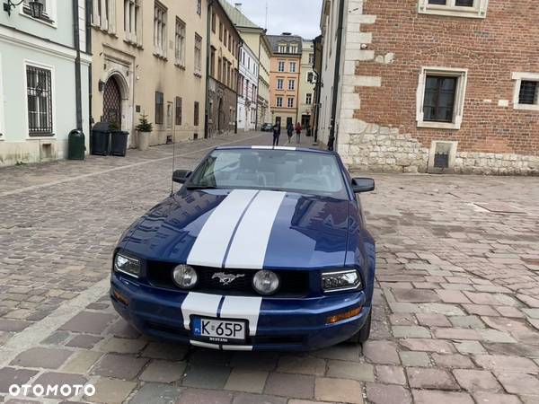 Ford Mustang 4.0 V6 - 8