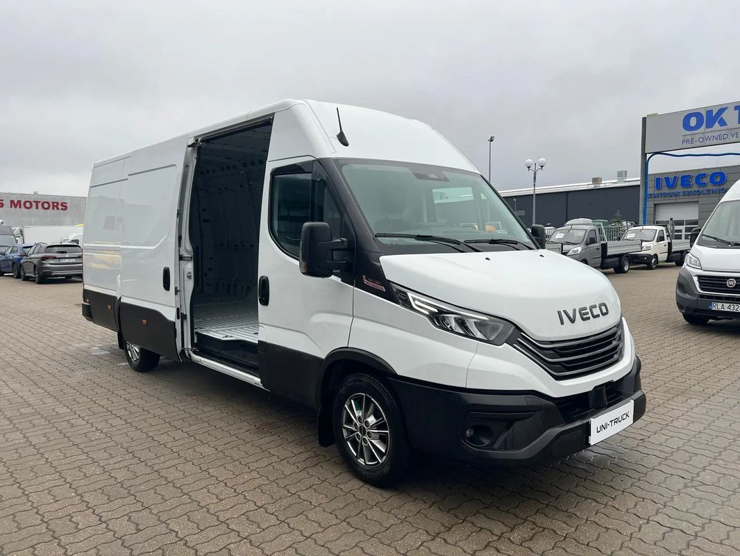 Iveco 35S18HA8 V L4H2 AIR PRO SAMOCHÓD DEMOSTRACYJNY OKAZJA!!! Pojazd DEMO, znikomy przebieg, NAJTAŃSZY!!!