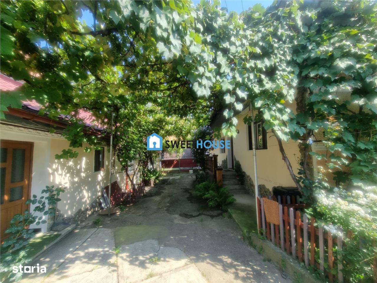 CASA DE VANZARE IN SERCAITA - Imagine principală: 2/20