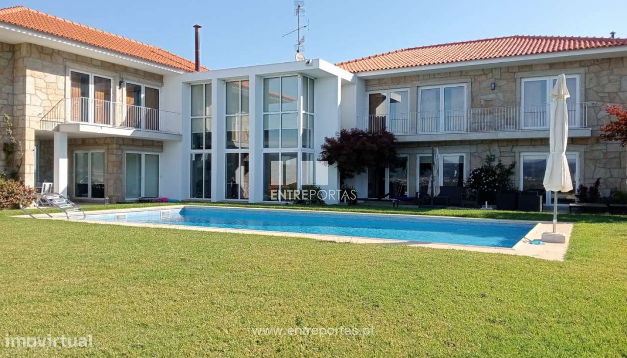 Moradia com piscina para venda, Gondarém, Vila Nova de Cerveira - Grande imagem: 2/55