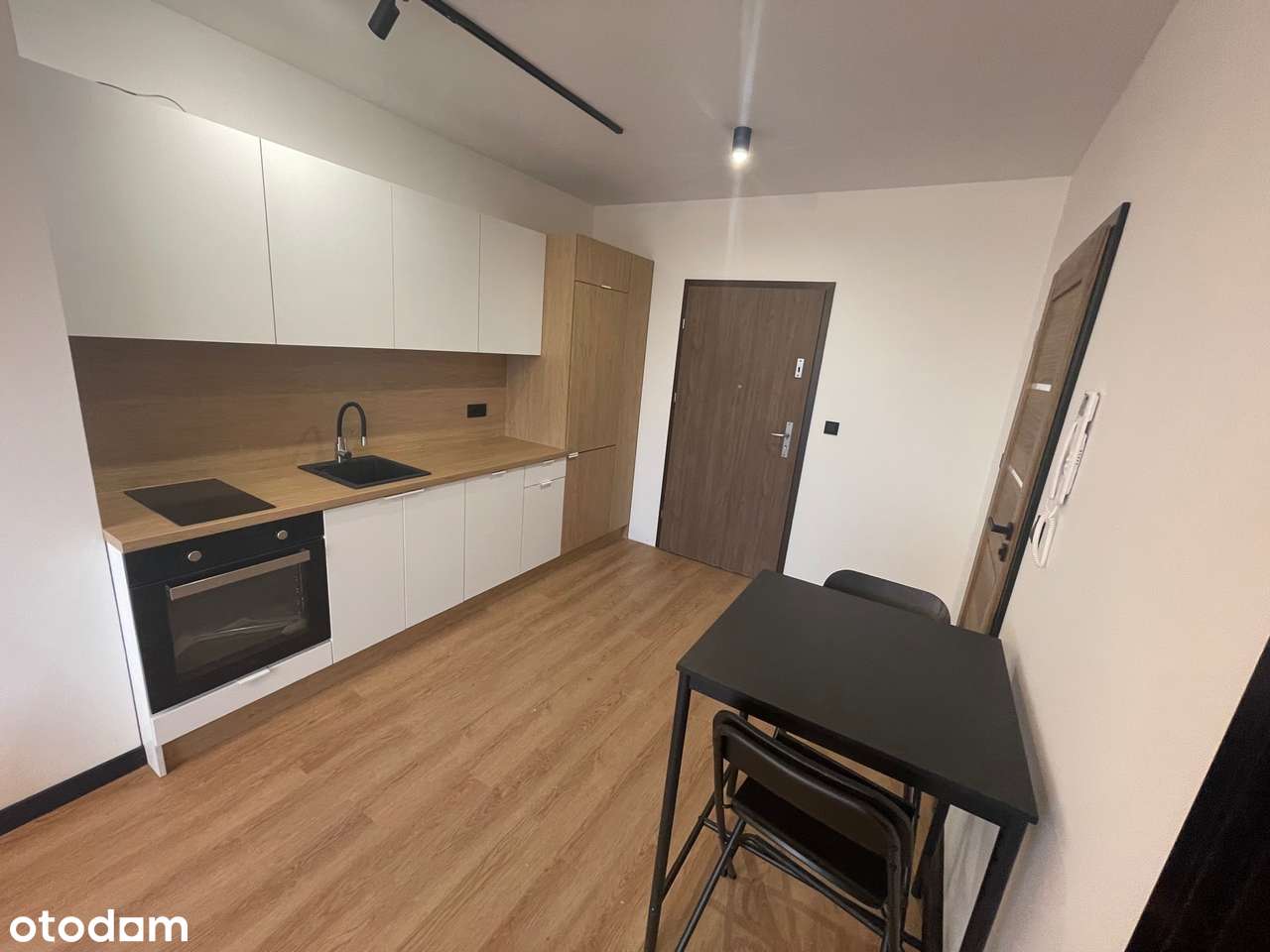 DNI OTWARTE/2 pok-loggia/lista promocyjna/Miejsce zewnętrzne gratis - Pełny obrazek: 2/9