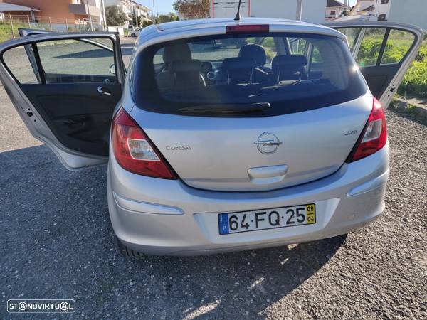 Opel Corsa 1.3 CDTi Enjoy - 17