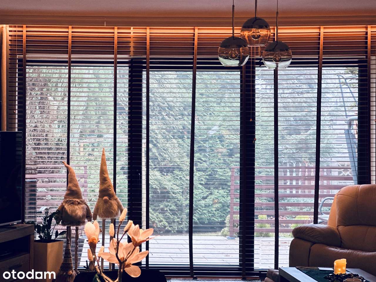 Przestronny, solidny dom po remoncie z ogrodem.-12