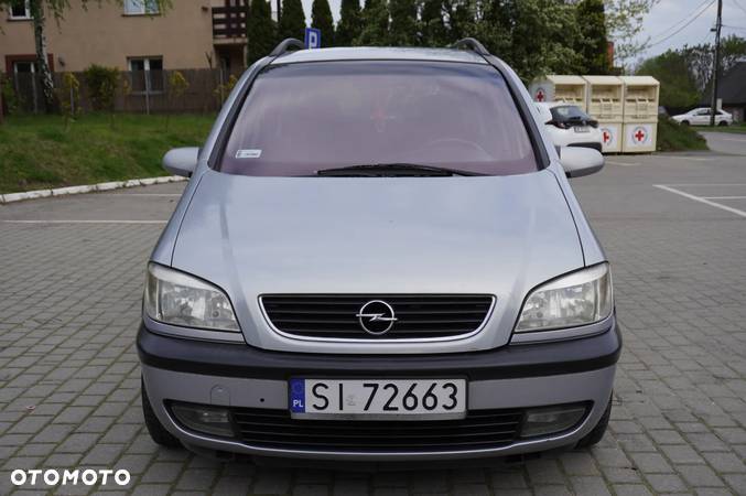 Opel Zafira 2.2 DTI Comfort - 17