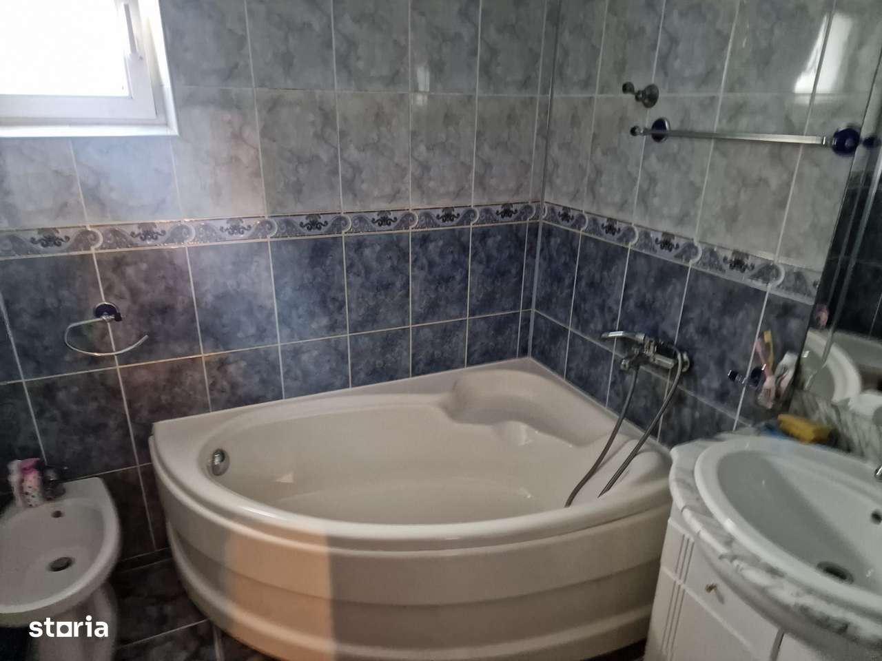 Apartament cu 3 camere de vânzare în zona Stefan cel Mare-14