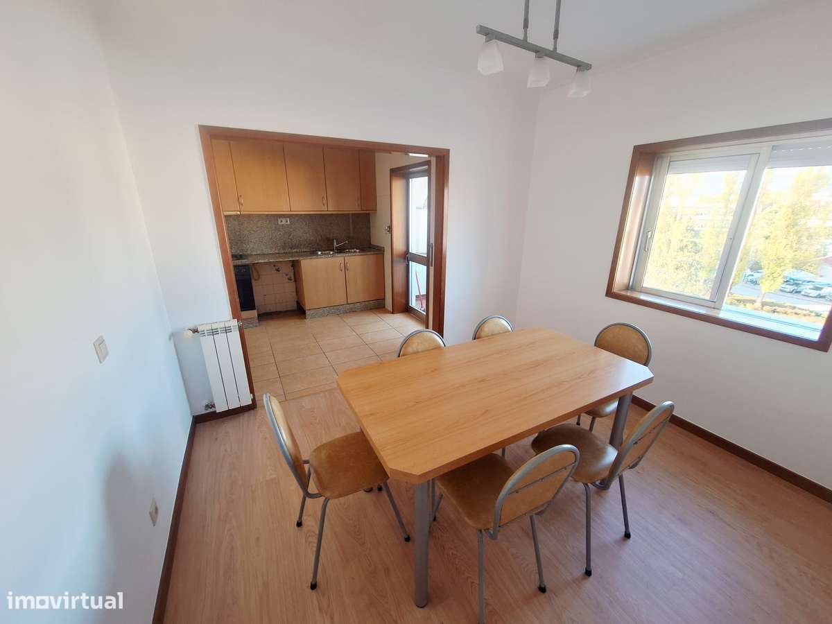Apartamento T2 em excelente estado – Caldas das Taipas - Grande imagem: 4/15